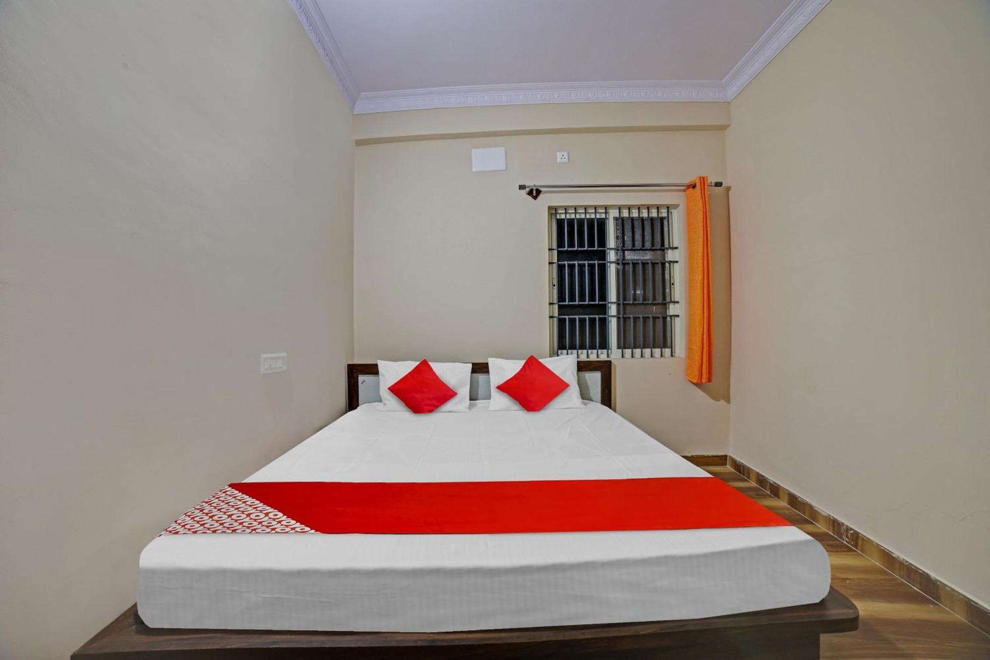 Spot On 81074 Sk Lodge Bangalore Exterior foto