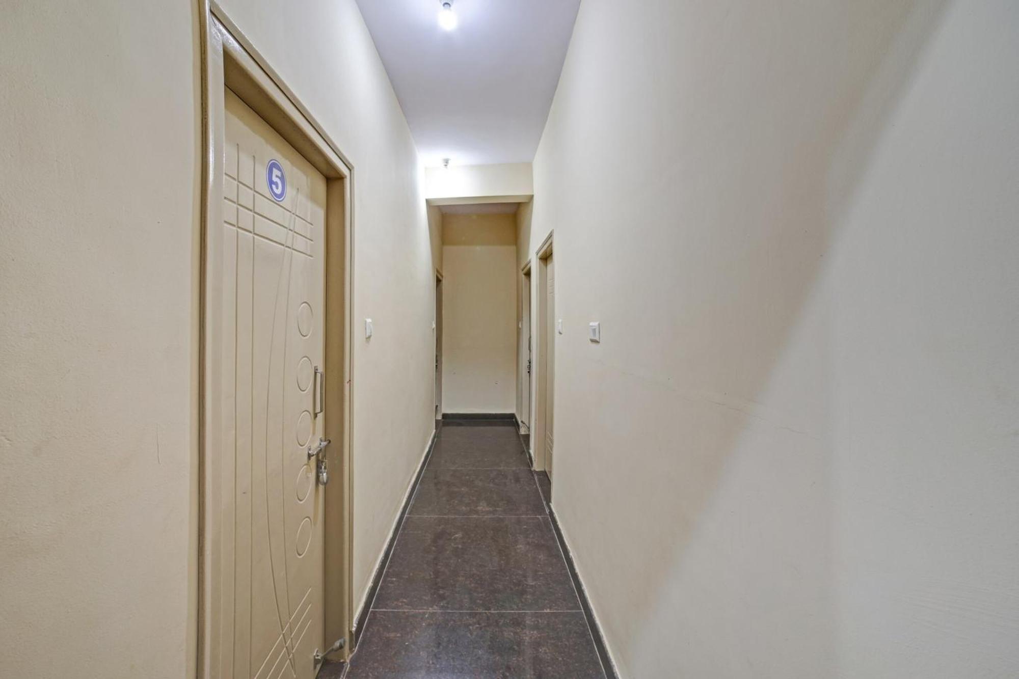 Spot On 81074 Sk Lodge Bangalore Exterior foto